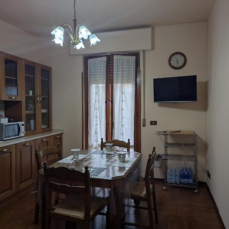 아레초 Due Passi In Val Di Chiana 아파트 외부 사진